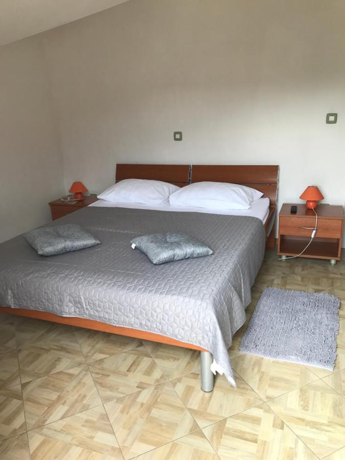 Apartments Renata Пучишча Екстериор снимка